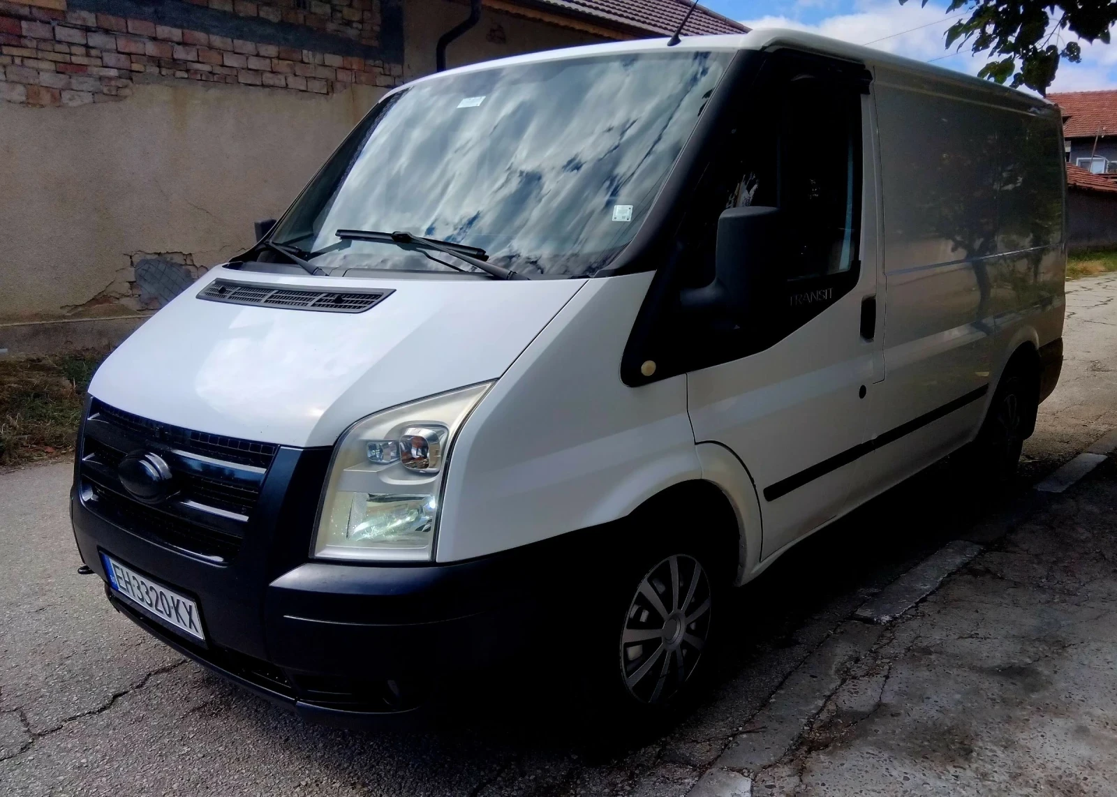 Ford Transit 2.2 - изображение 3