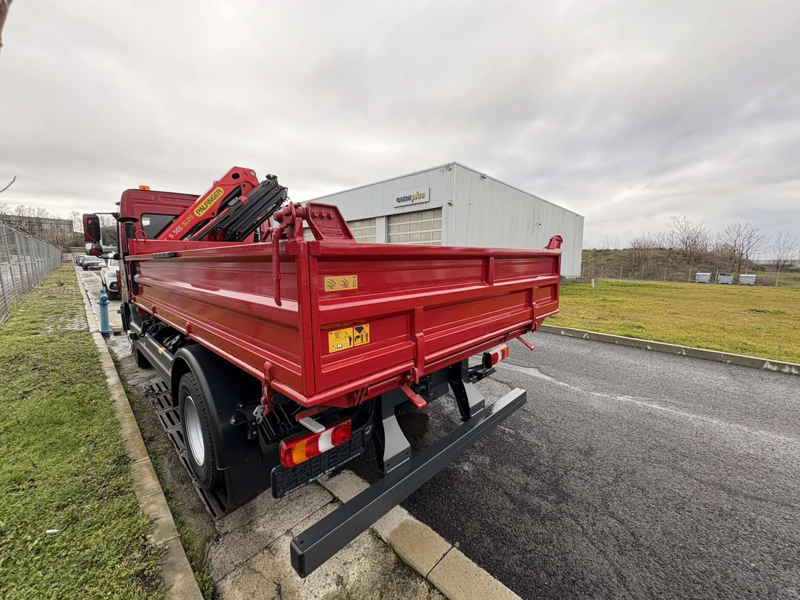 Mercedes-Benz Atego construction 1221 K - изображение 3