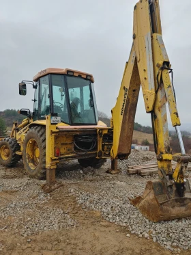 Багер Komatsu, снимка 2