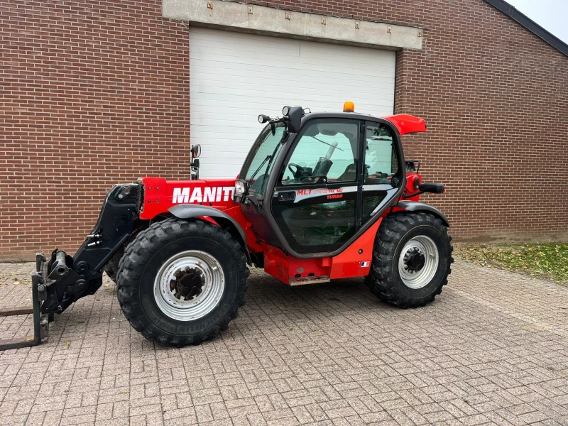 Телескопични товарачи Manitou MLT 742