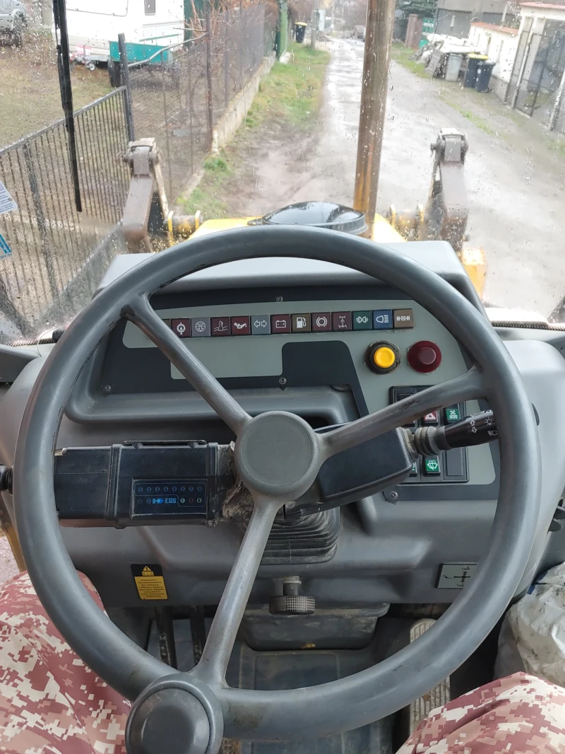 Багер Komatsu, снимка 7 - Индустриална техника - 52891909