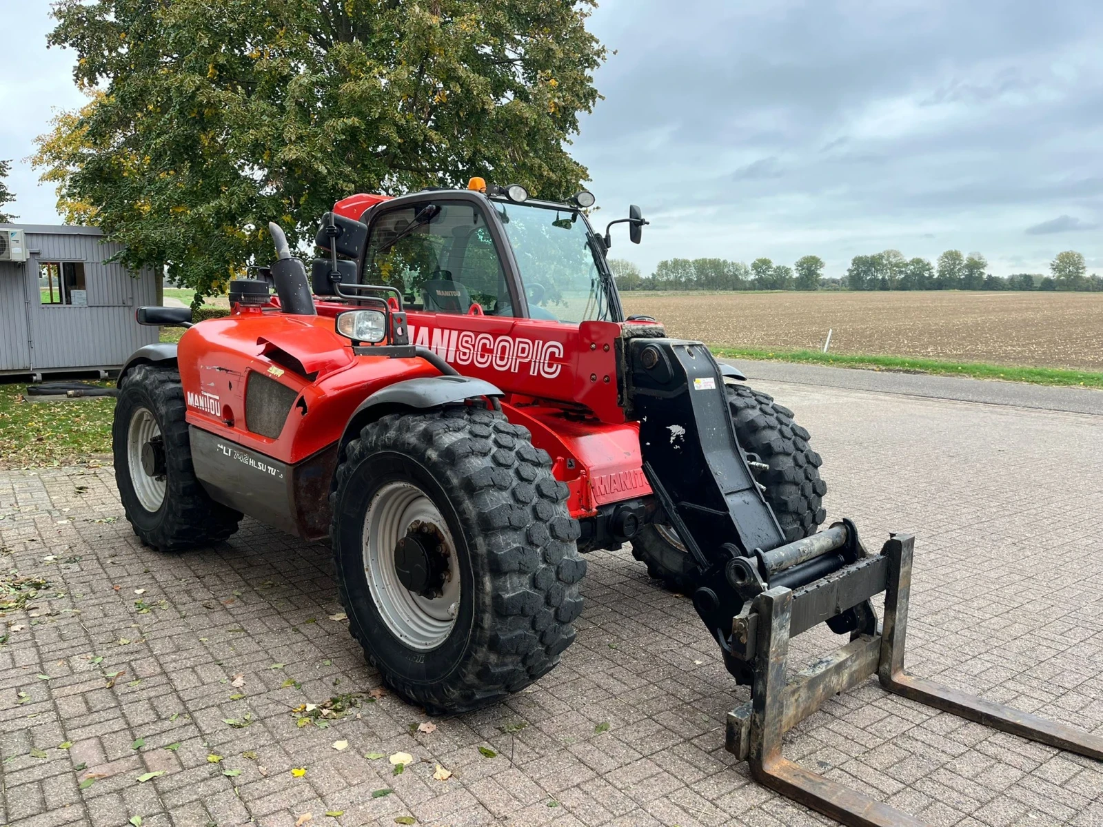 Челен товарач Manitou MLT 742 - изображение 10