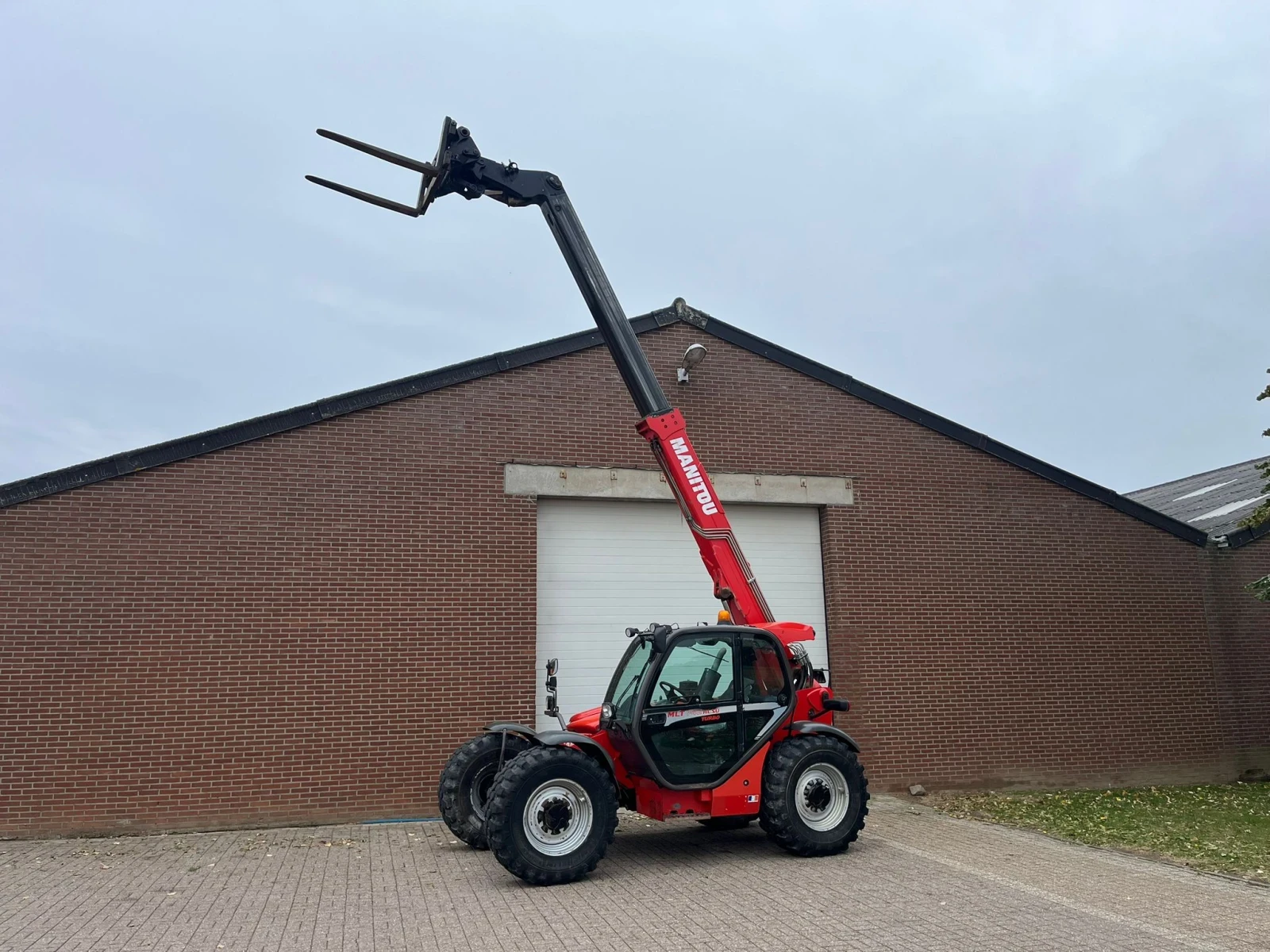 Челен товарач Manitou MLT 742 - изображение 2