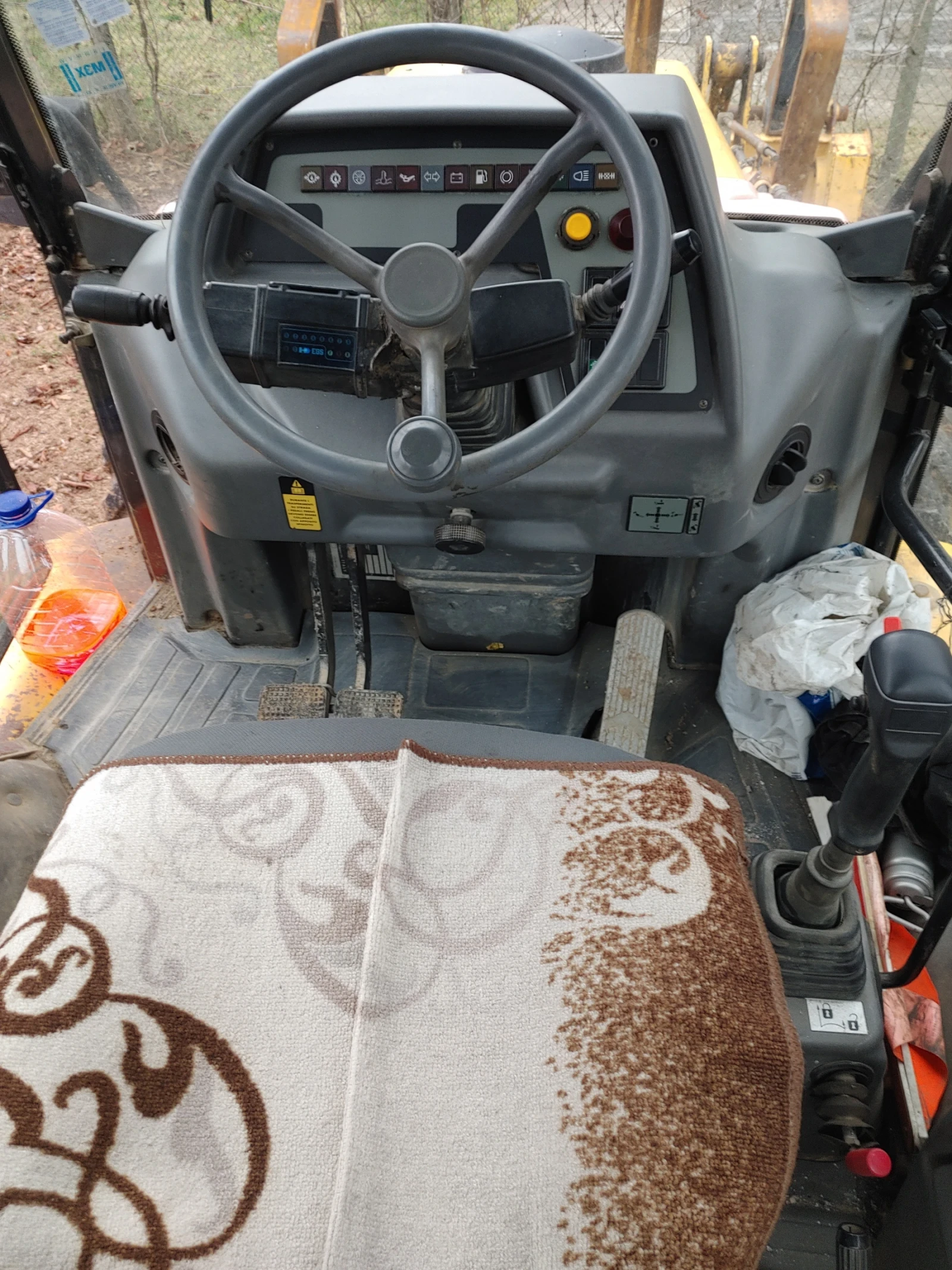 ����� Komatsu | Mobile.bg � ����������� 10