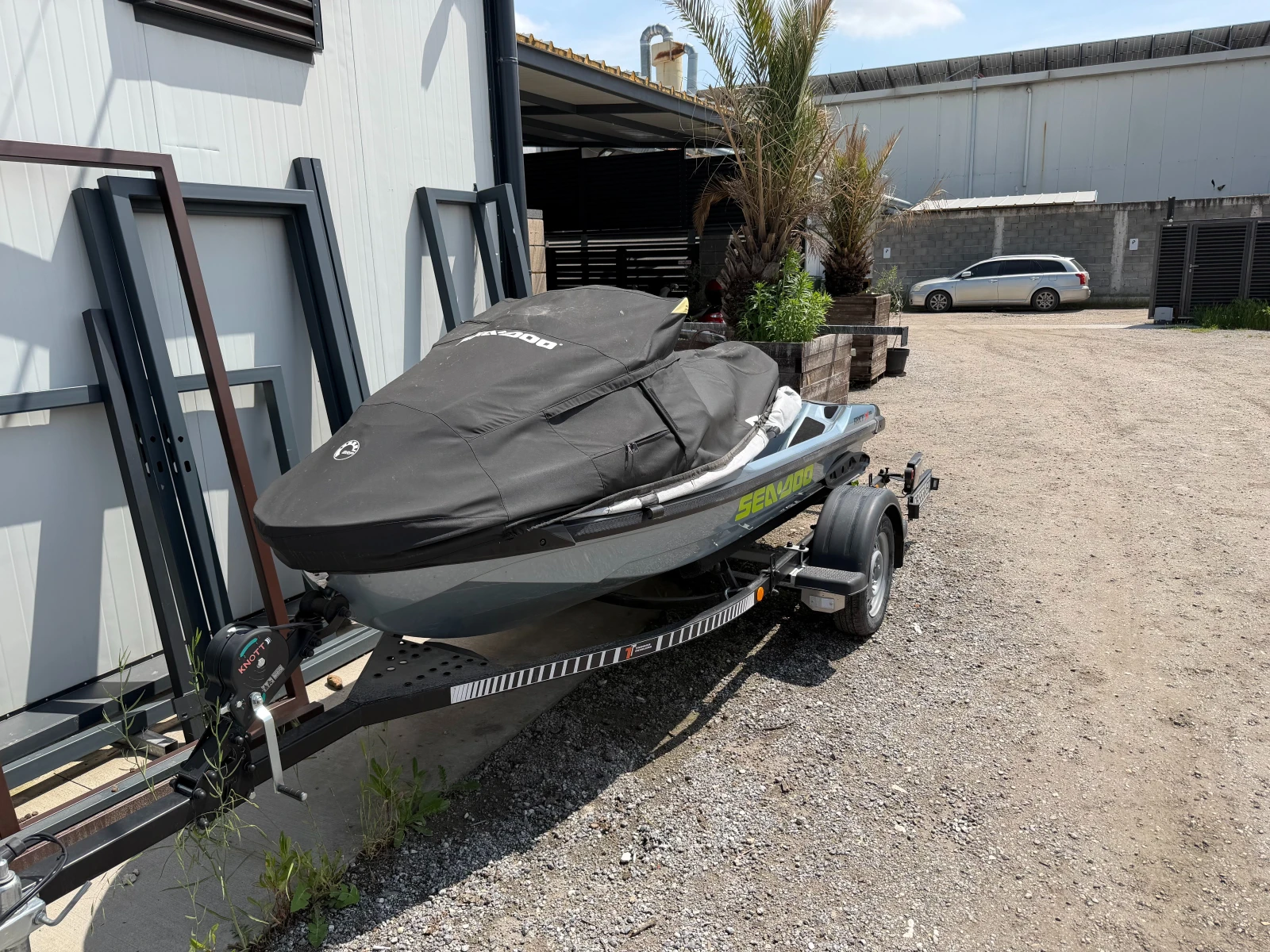 Джет Bombardier Sea Doo RTX 325
