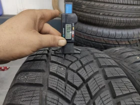 Гуми Зимни 225/50R18, снимка 6