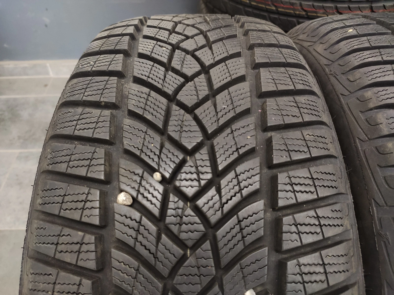  225/50R18 | Mobile.bg   1