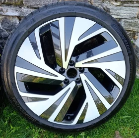 ���� � ������ 235/45R21 �� VW ID.4 | Mobile.bg � ����� ������ 5