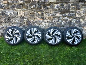 ����� �� �������� �� ���� � ������ 235/45R21 �� VW ID.4