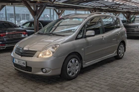 Toyota Corolla verso 2.0D-4D/УЧЕБЕН/Климатроник, снимка 1