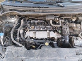 Toyota Corolla verso 2.0 D4D , снимка 6
