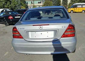 Mercedes-Benz C 220 Като нов, снимка 9