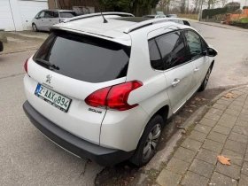 Peugeot 2008 1.2 цвят Бяла перла, снимка 2