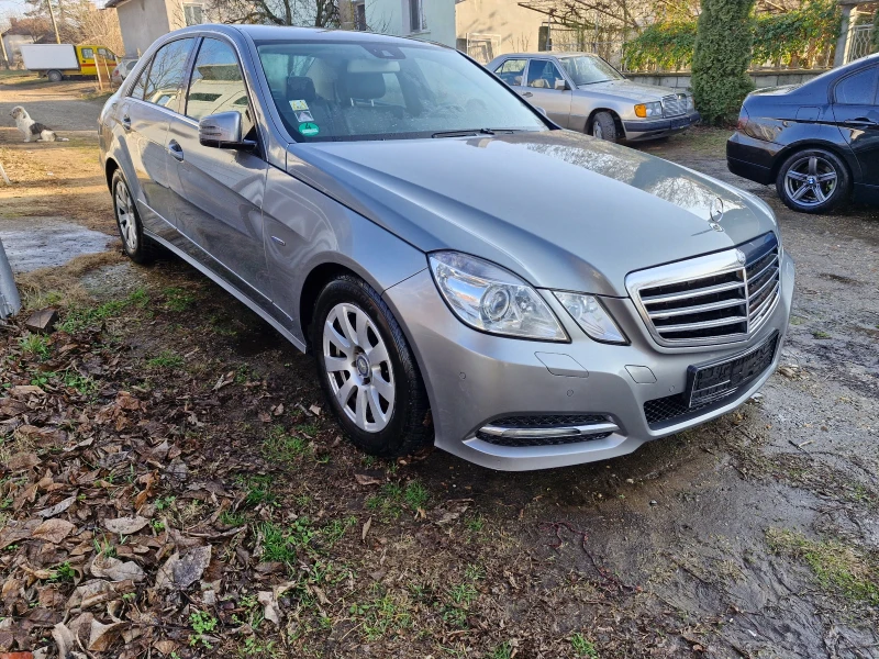 Mercedes-Benz E 350 CGI, снимка 3 - Автомобили и джипове - 49000805