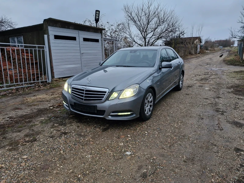 Mercedes-Benz E 350 CGI, снимка 4 - Автомобили и джипове - 48664575