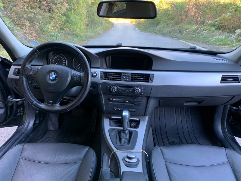 BMW 330, снимка 2 - Автомобили и джипове - 47650464