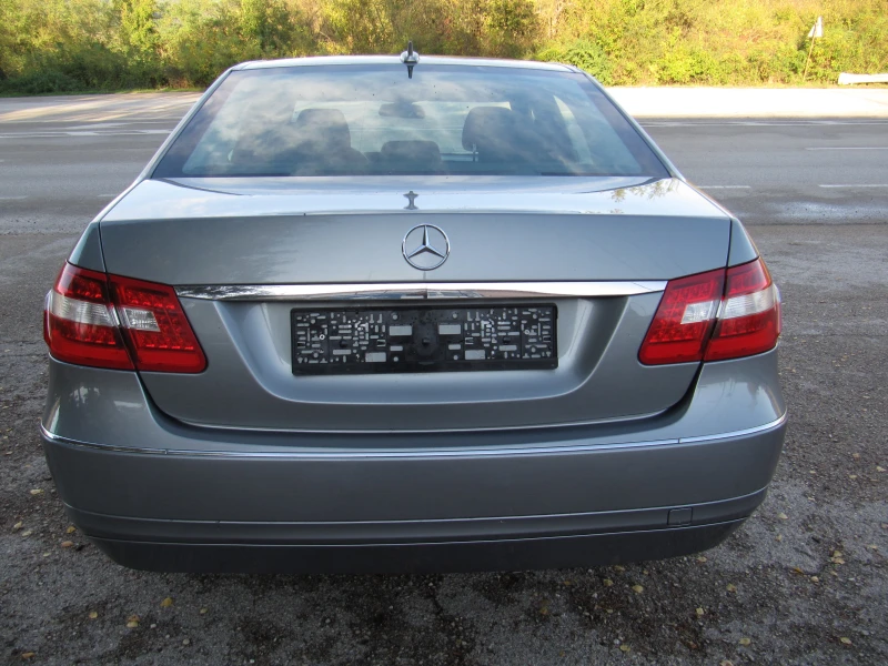 Mercedes-Benz E 250 2.2CDI AUTO 204k.c.Elegance, снимка 6 - Автомобили и джипове - 47685799