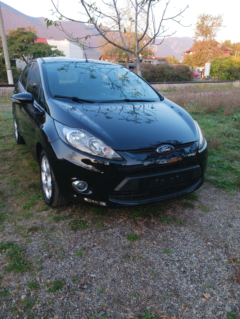 Ford Fiesta 1.4 бензин газ, снимка 2 - Автомобили и джипове - 48288977