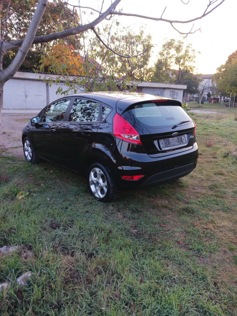 Ford Fiesta 1.4 бензин газ, снимка 6 - Автомобили и джипове - 48288977