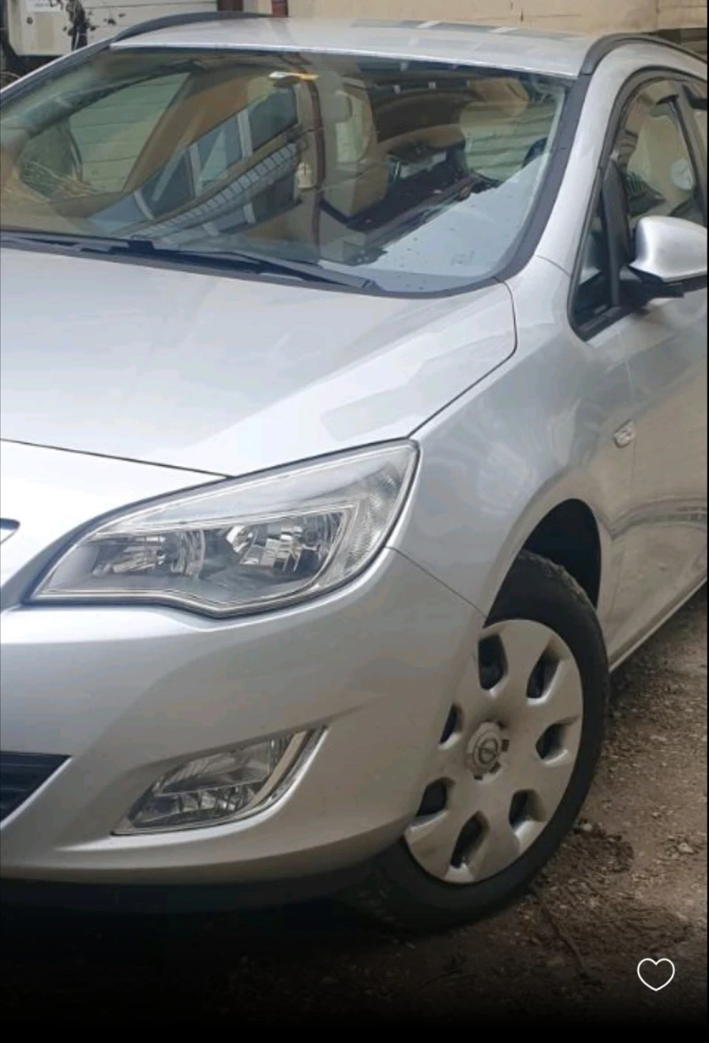 Opel Astra Cdti, снимка 1 - Автомобили и джипове - 48670696