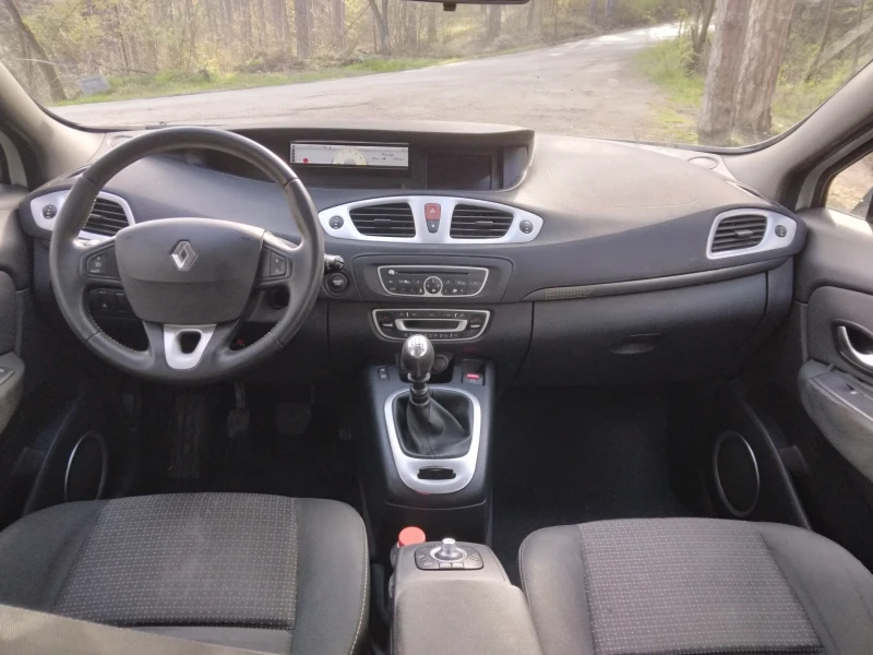 Renault Grand scenic 1.9 - 130к.с.dci, снимка 14 - Автомобили и джипове - 49774012
