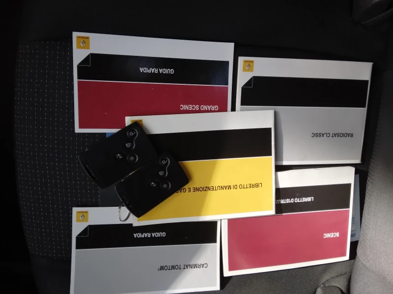 Renault Grand scenic 1.9 - 130к.с.dci, снимка 7 - Автомобили и джипове - 49774012