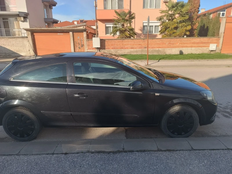 Opel Astra 1.9 GTC, снимка 4 - Автомобили и джипове - 52638815