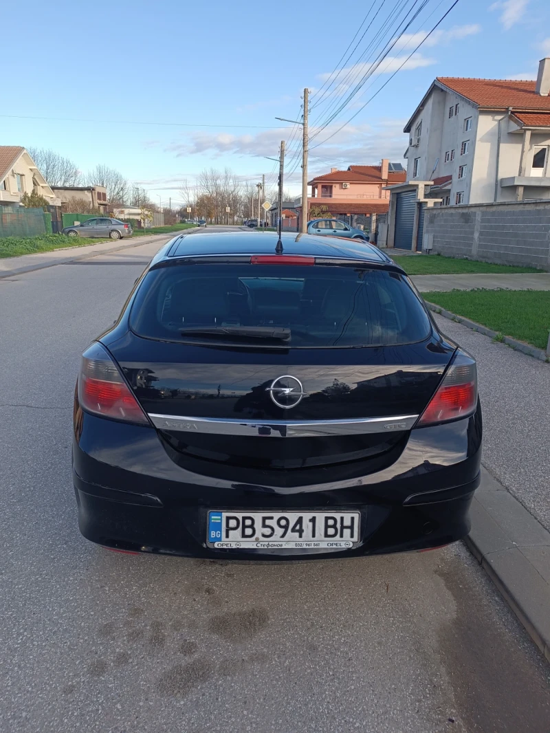 Opel Astra 1.9 GTC