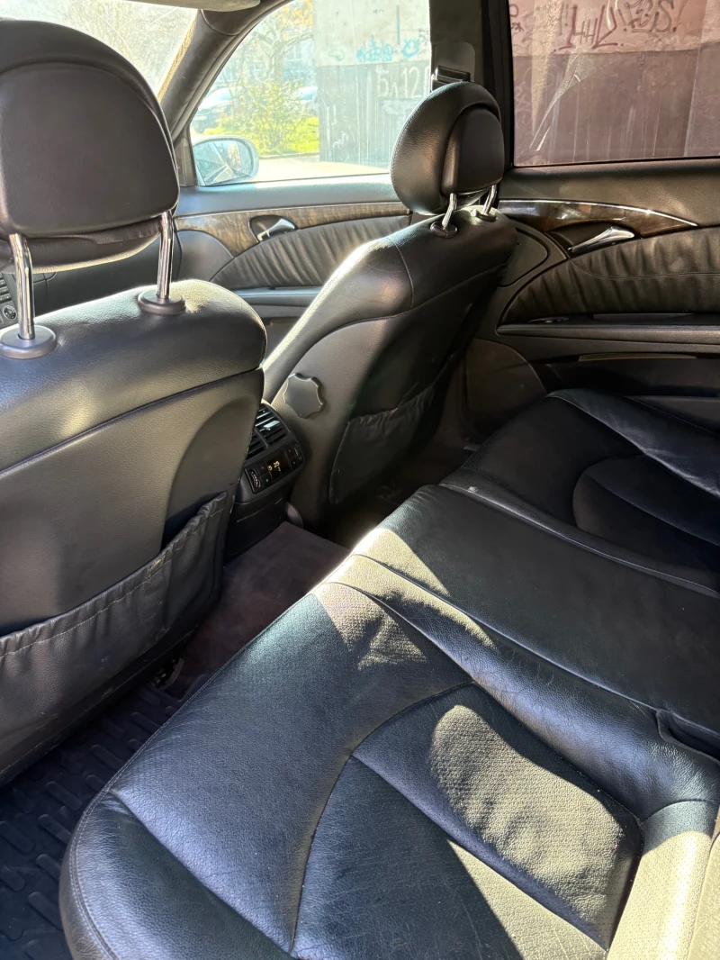 Mercedes-Benz E 270, снимка 9 - Автомобили и джипове - 52855982