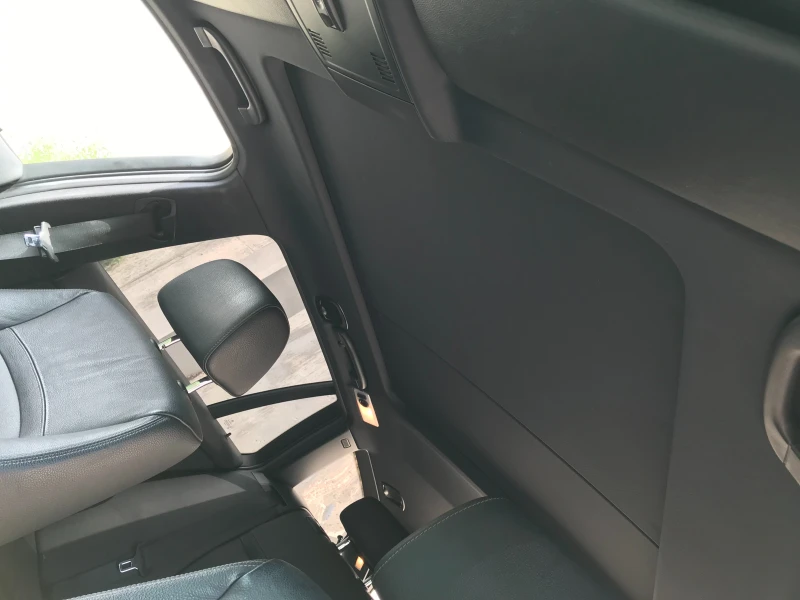 BMW 330 D xDrive, снимка 11 - Автомобили и джипове - 53013286