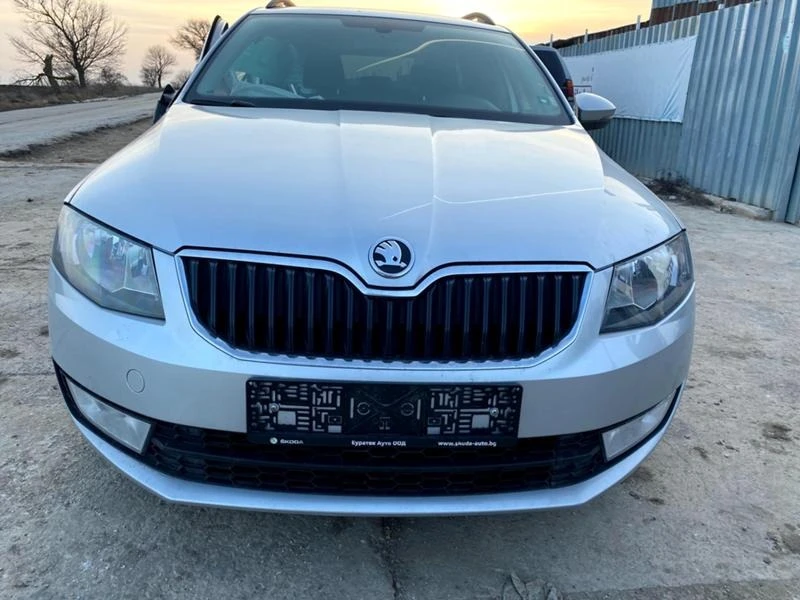 Skoda Octavia - [1] 