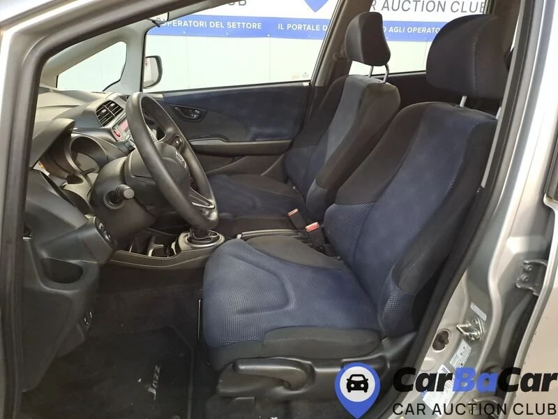 Honda Jazz Очакван внос!!! 1.2I, снимка 12 - Автомобили и джипове - 53235187