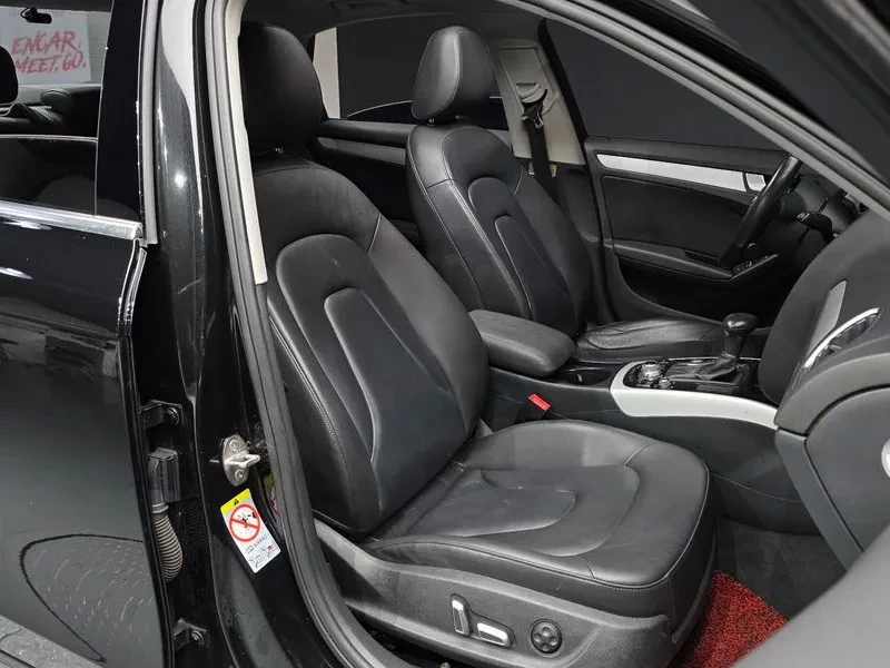 Audi A4 2.0 TDI, снимка 10 - Автомобили и джипове - 54144538