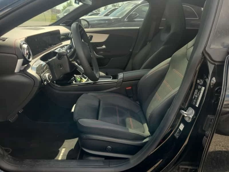 Mercedes-Benz CLA * AMG CLA35 4MATIC * CARFAX * ОПЦИЯ ЗА ФИНАНСИРАНЕ, снимка 3 - Автомобили и джипове - 55526255