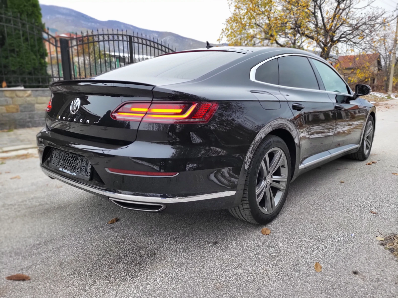 VW Arteon Rline 2.0TSI - изображение 5