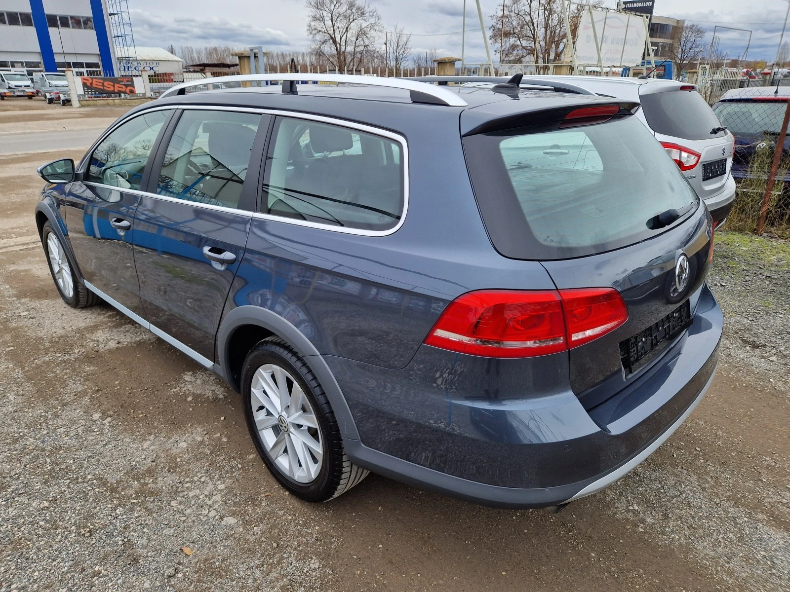 VW Passat Alltrack 2.0TSI 4Motion - изображение 4