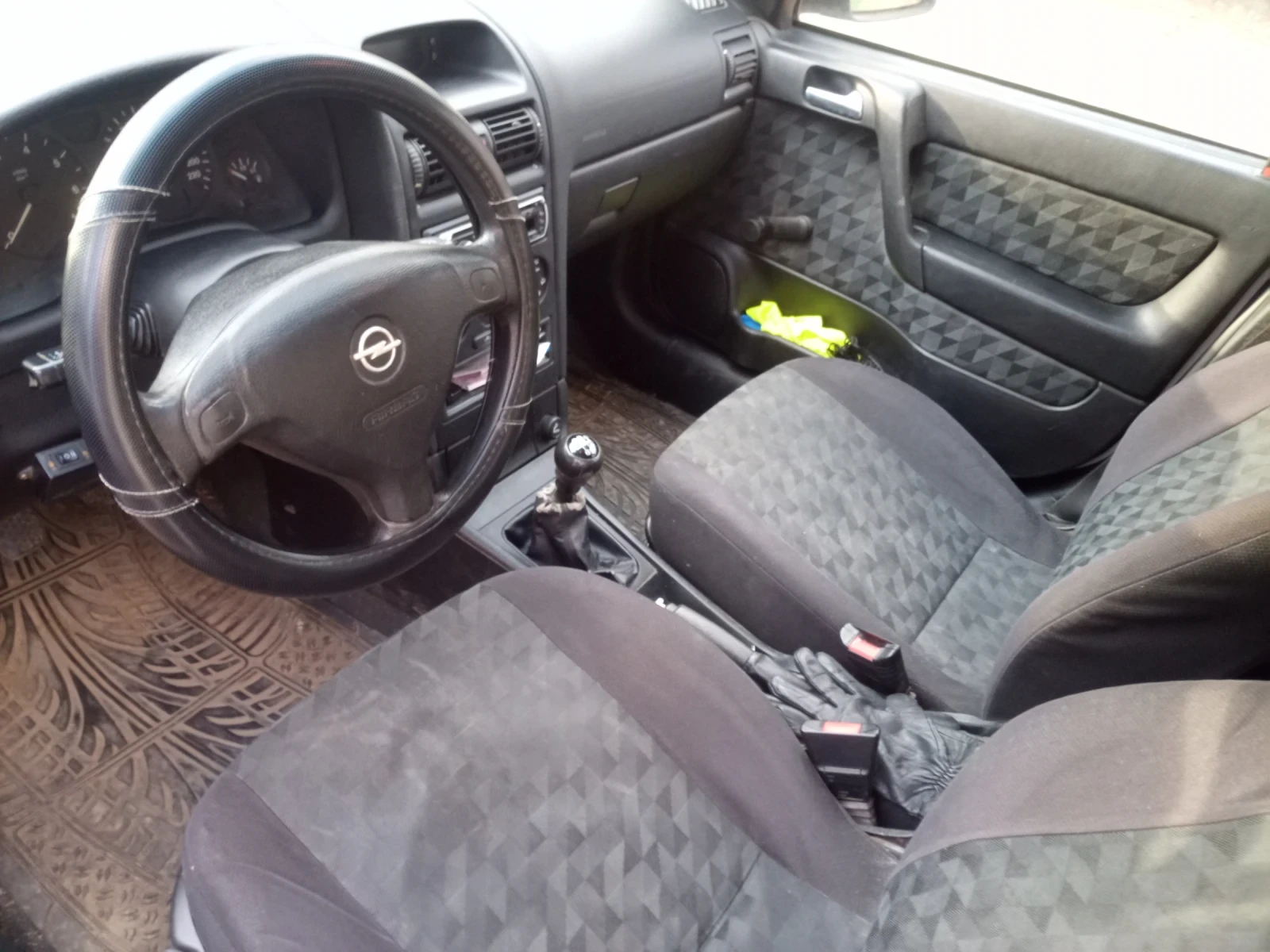 Opel Astra 1, 6 моно - изображение 5
