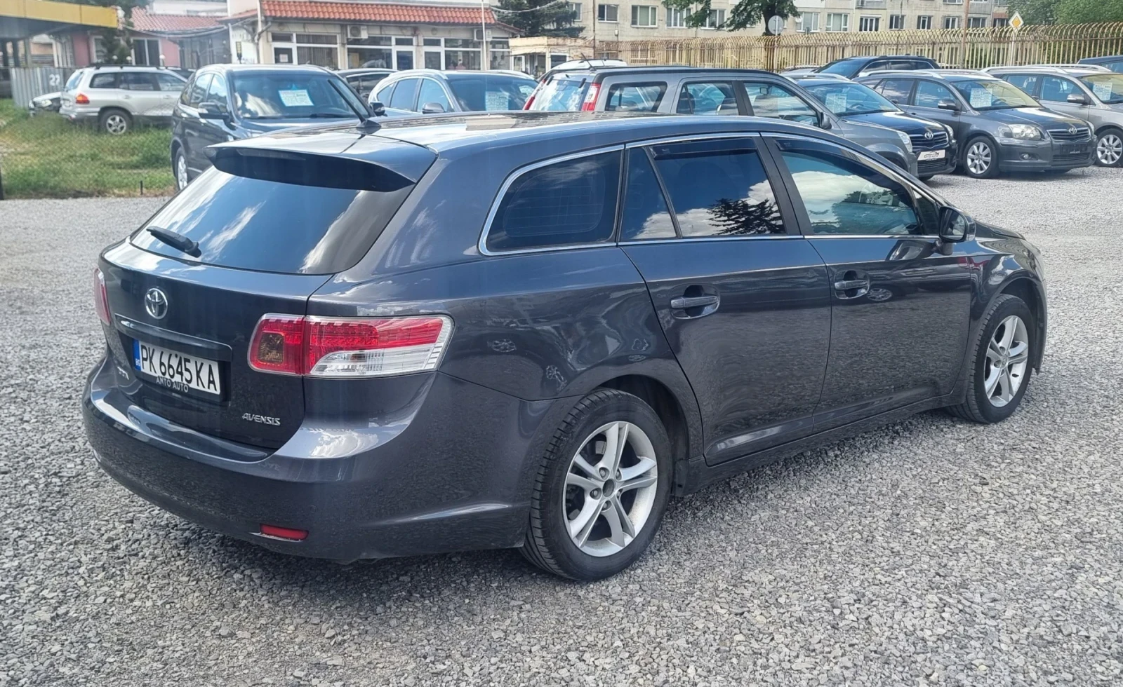 Toyota Avensis 1.8 VVT-i Регистрирана!LPG! - изображение 5