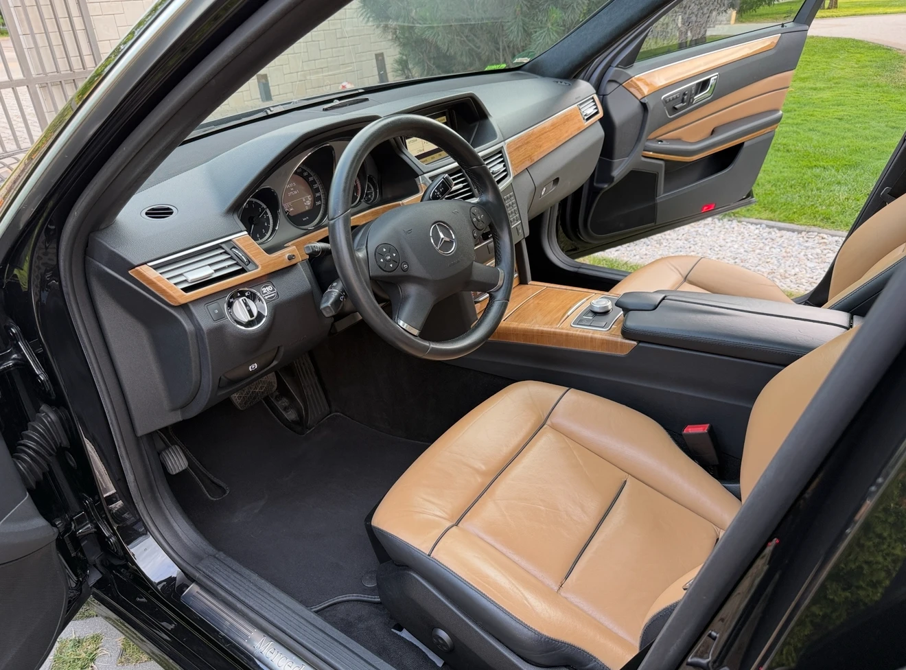 Mercedes-Benz E 350 cdi* DESIGNO* PANORAMA* ЛИЗИНГ - изображение 6