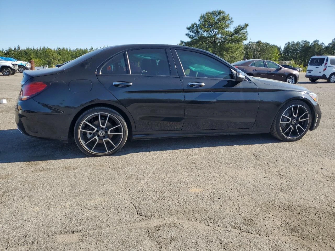 Mercedes-Benz C 300 FACELIFT/AMG PACK/BURMESTER/ПЪЛНА СЕРВИЗНА ИСТОРИЯ - изображение 4