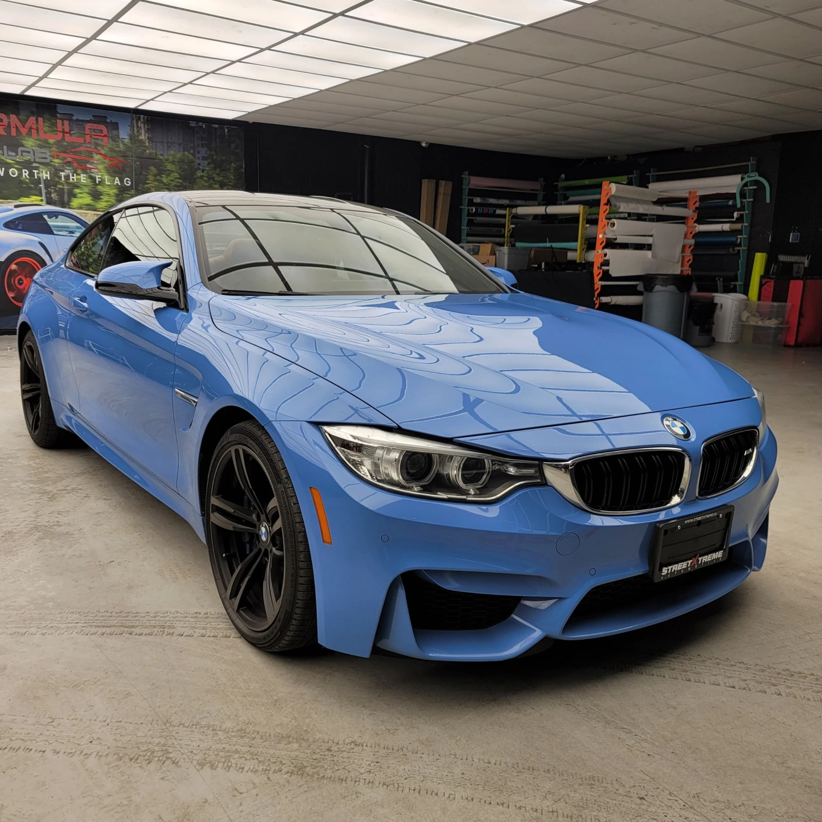 BMW M4 CARFAX * * АВТО КРЕДИТ * *  - изображение 3