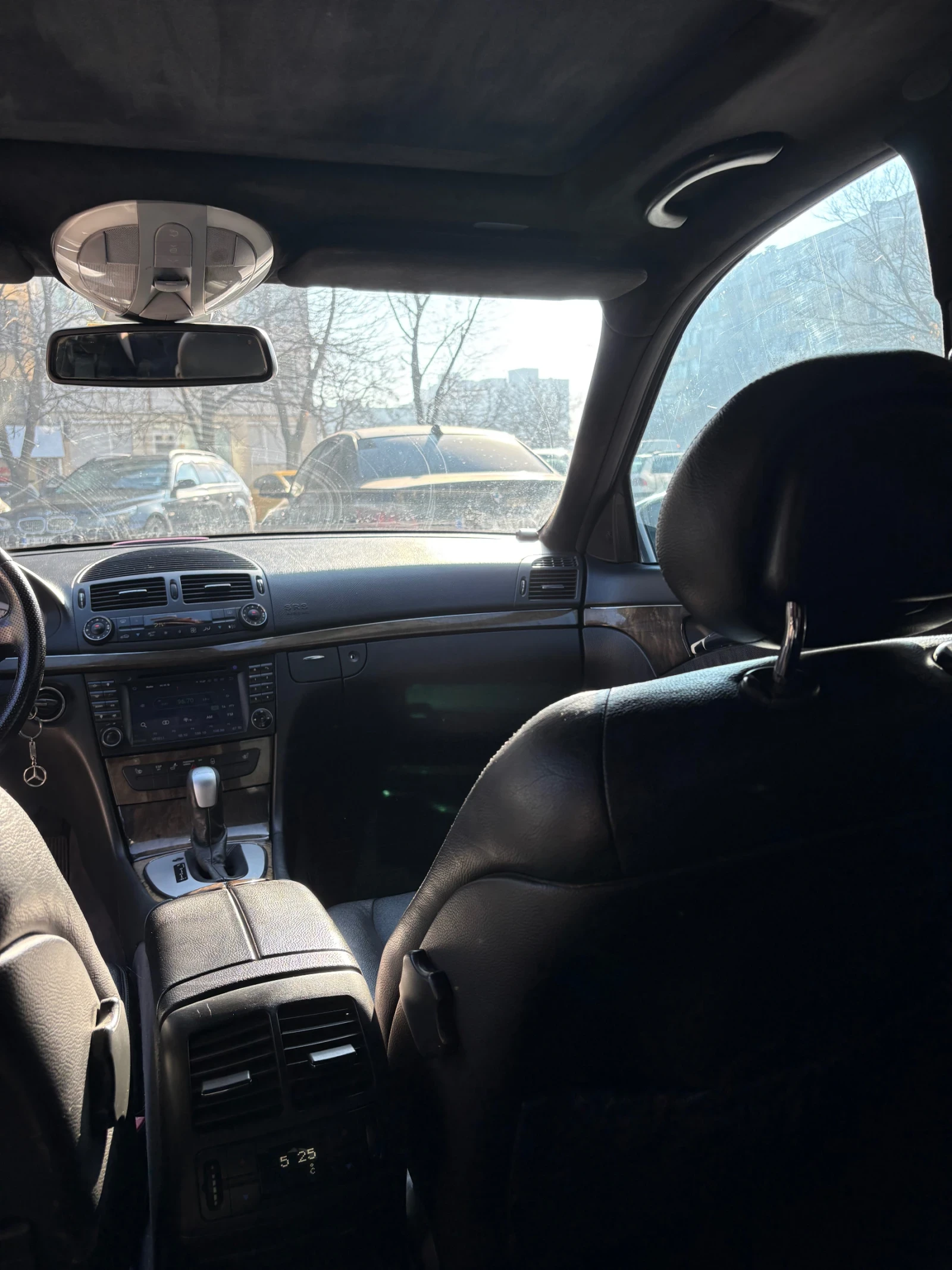 Mercedes-Benz E 270  - изображение 10