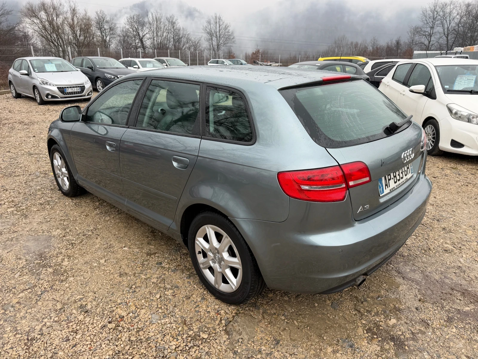 Audi A3 1.6 TDI FACELIFT SPORTBACK - изображение 8
