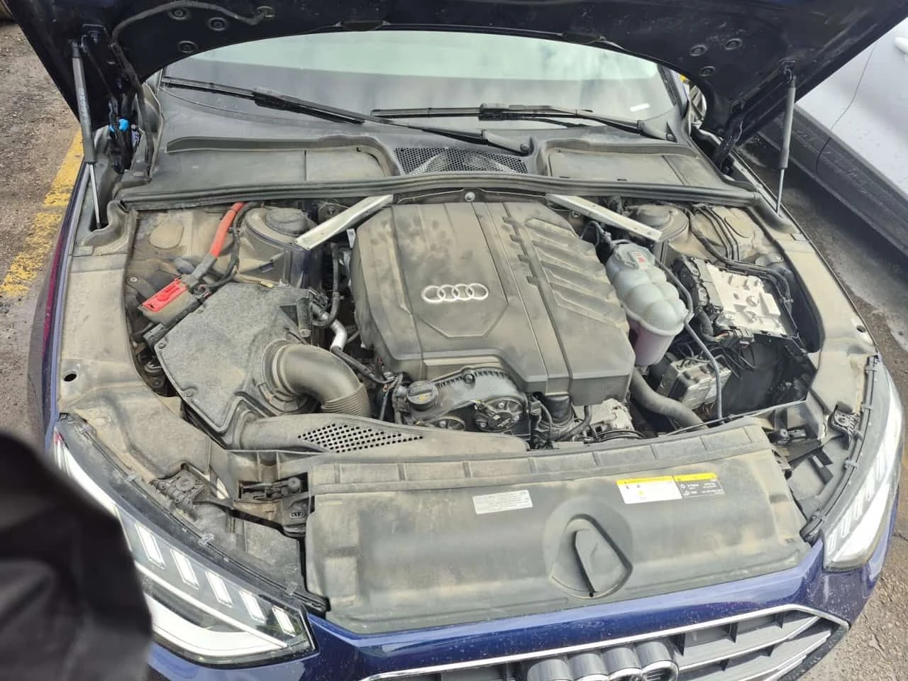 Audi A4  KOMFORT / CARFAX /PANO/ПОДГРЕВИ, снимка 17 - Автомобили и джипове - 53947601