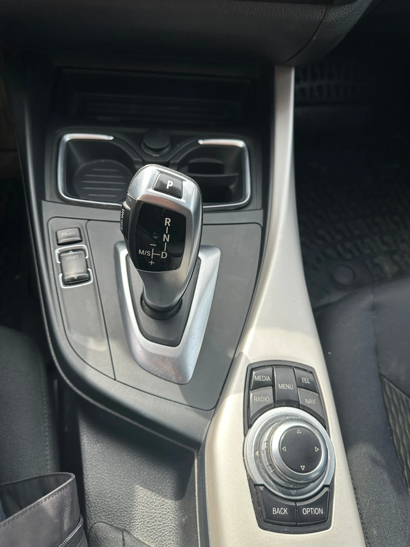 BMW 116, снимка 8 - Автомобили и джипове - 54180875