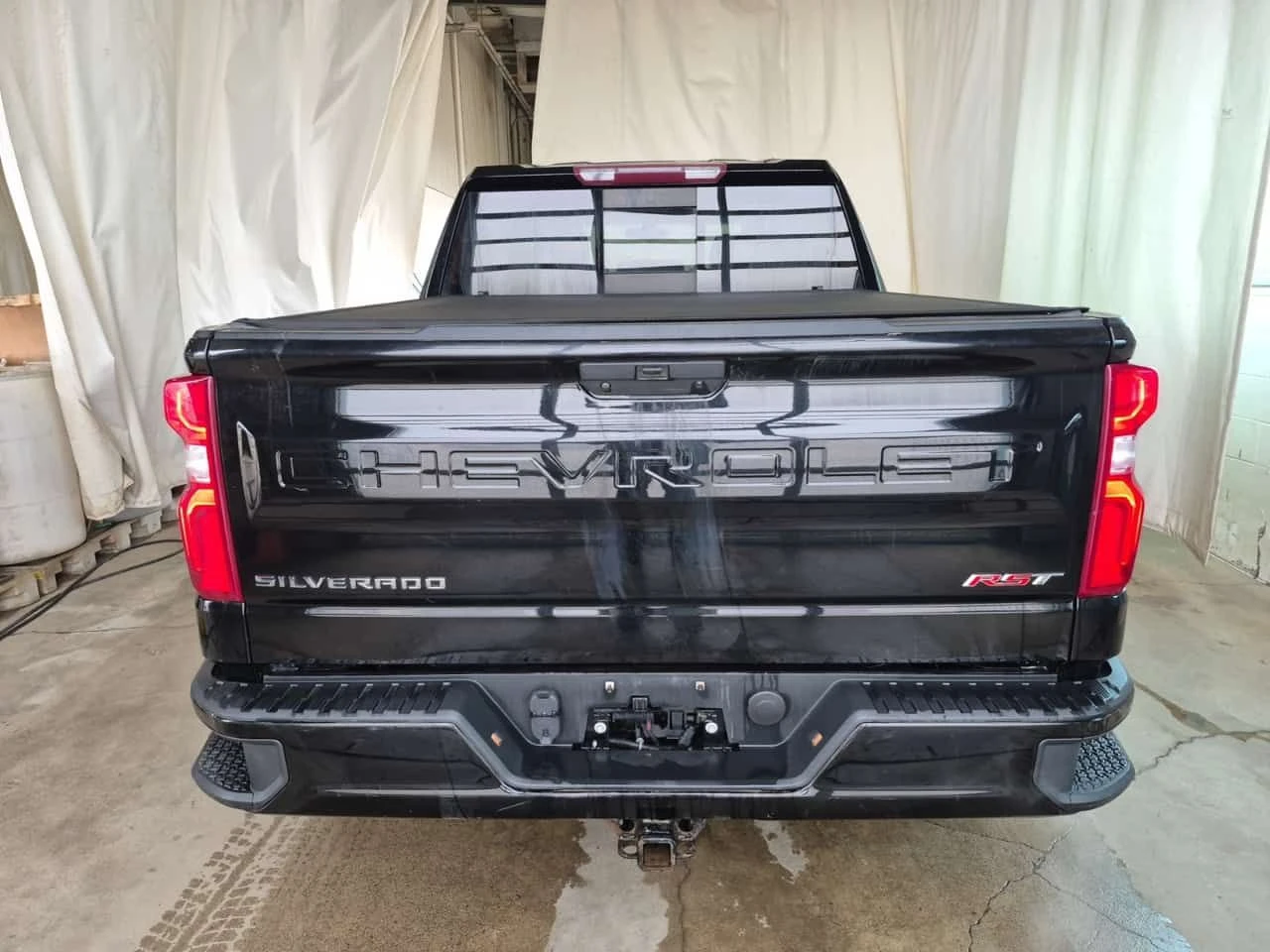 Chevrolet Silverado * RST CREW CAB SHORT BED * CARFAX * БЕЗ ПЪРВОНАЧАЛ, снимка 16 - Автомобили и джипове - 54189938