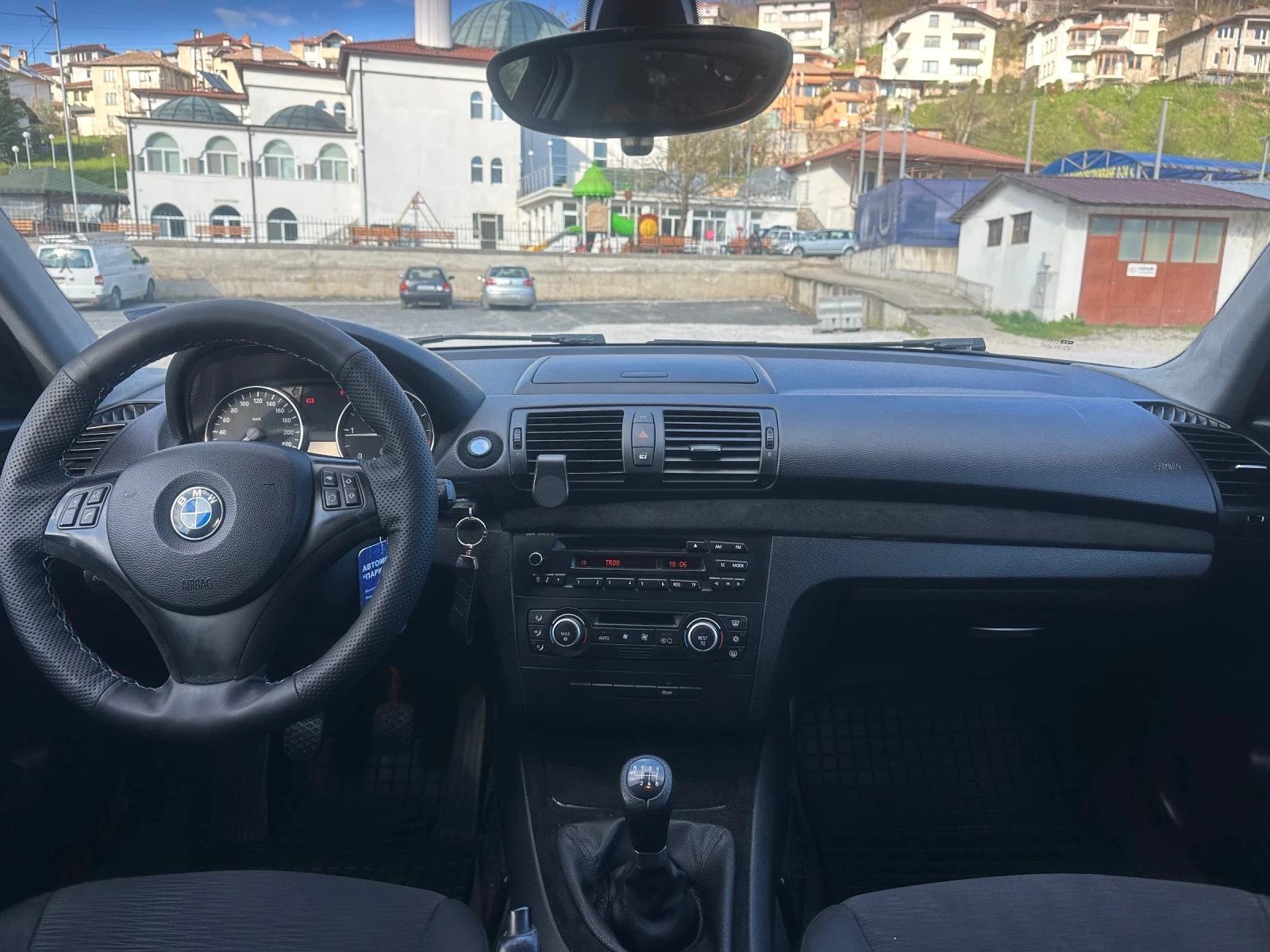 BMW 118, снимка 12 - Автомобили и джипове - 54313764