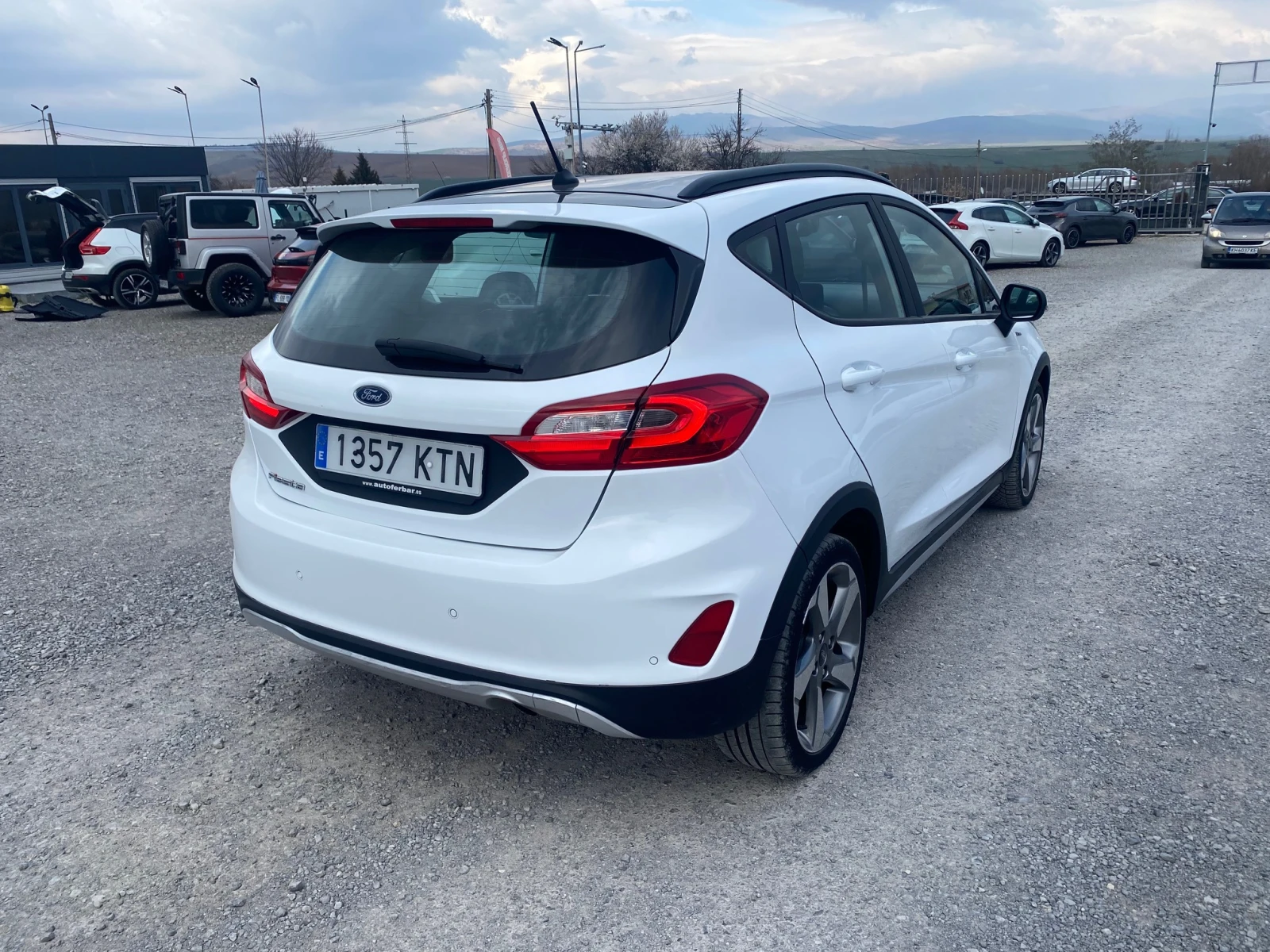 Ford Fiesta Active 1.0 Ecoboost, снимка 4 - Автомобили и джипове - 54597267