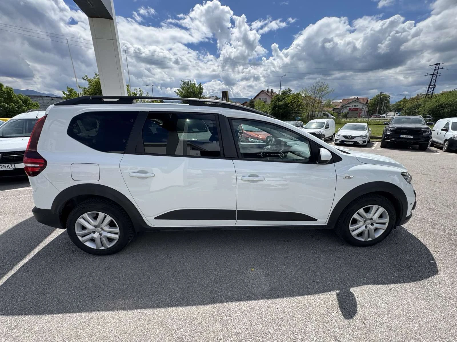 Dacia Jogger 1.0Tce 6+ 1 LPG, снимка 7 - Автомобили и джипове - 54607245