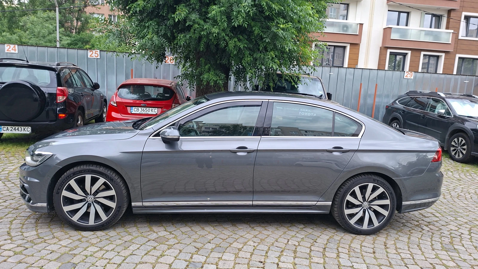 VW Passat R-Line 1.8 TSI 180 hp., снимка 2 - Автомобили и джипове - 54616097
